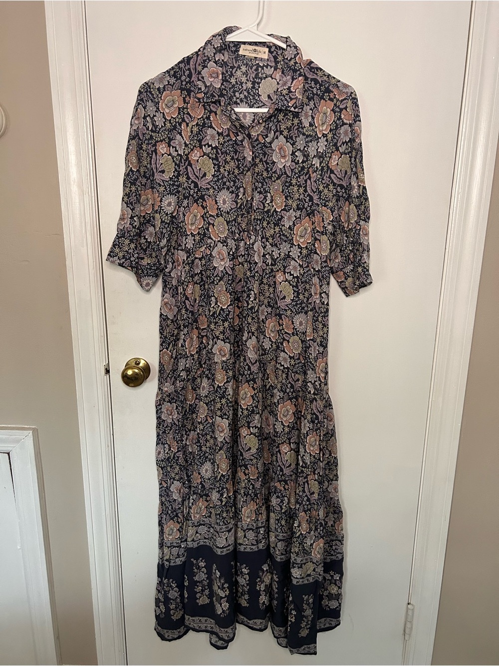 NATURAL LIFE BLUE SHORT SLEEVE FLORAL MAXI DRESS W/ BUTTON COLLAR SIZE MEDIUM